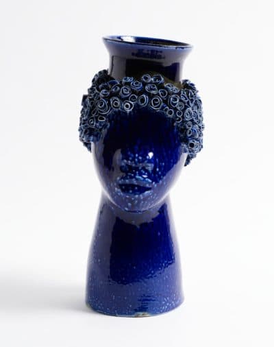 Simone Leigh, "107 (Face Jug Series)," 2019. (Courtesy Farzad Owrang/Private Collection)