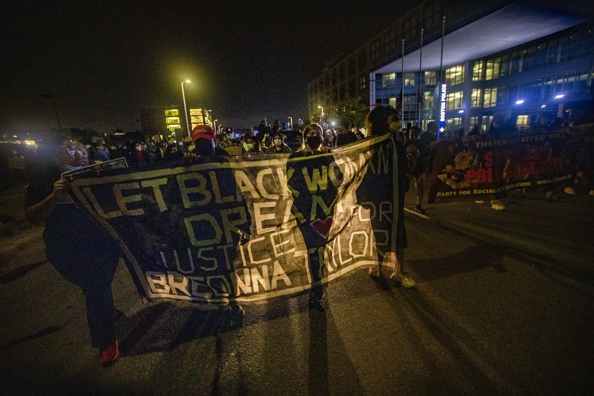 (Jesse Costa/WBUR)