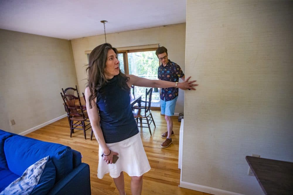 Hot Housing Market Shows No Signs Of Cooling Down In Massachusetts