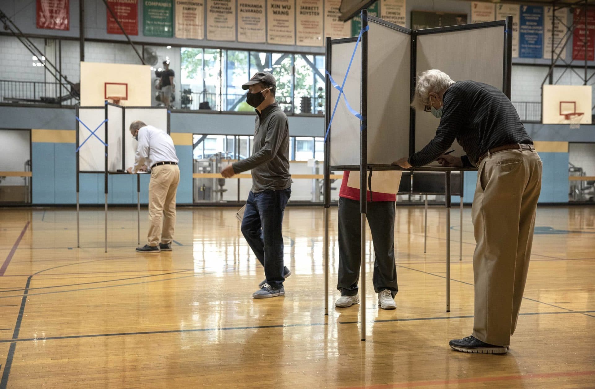 Voting gets underway at the Wang YMCA polling location. (Robin Lubbock/WBUR)
