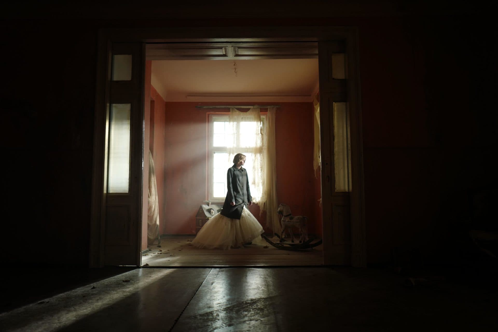 Kristen Stewart in "Spencer." (Courtesy NEON)