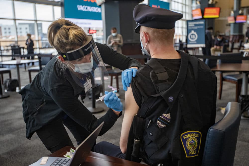 Boston police and firefighter unions ask judge to halt city's vaccine mandate - Vimarsana News