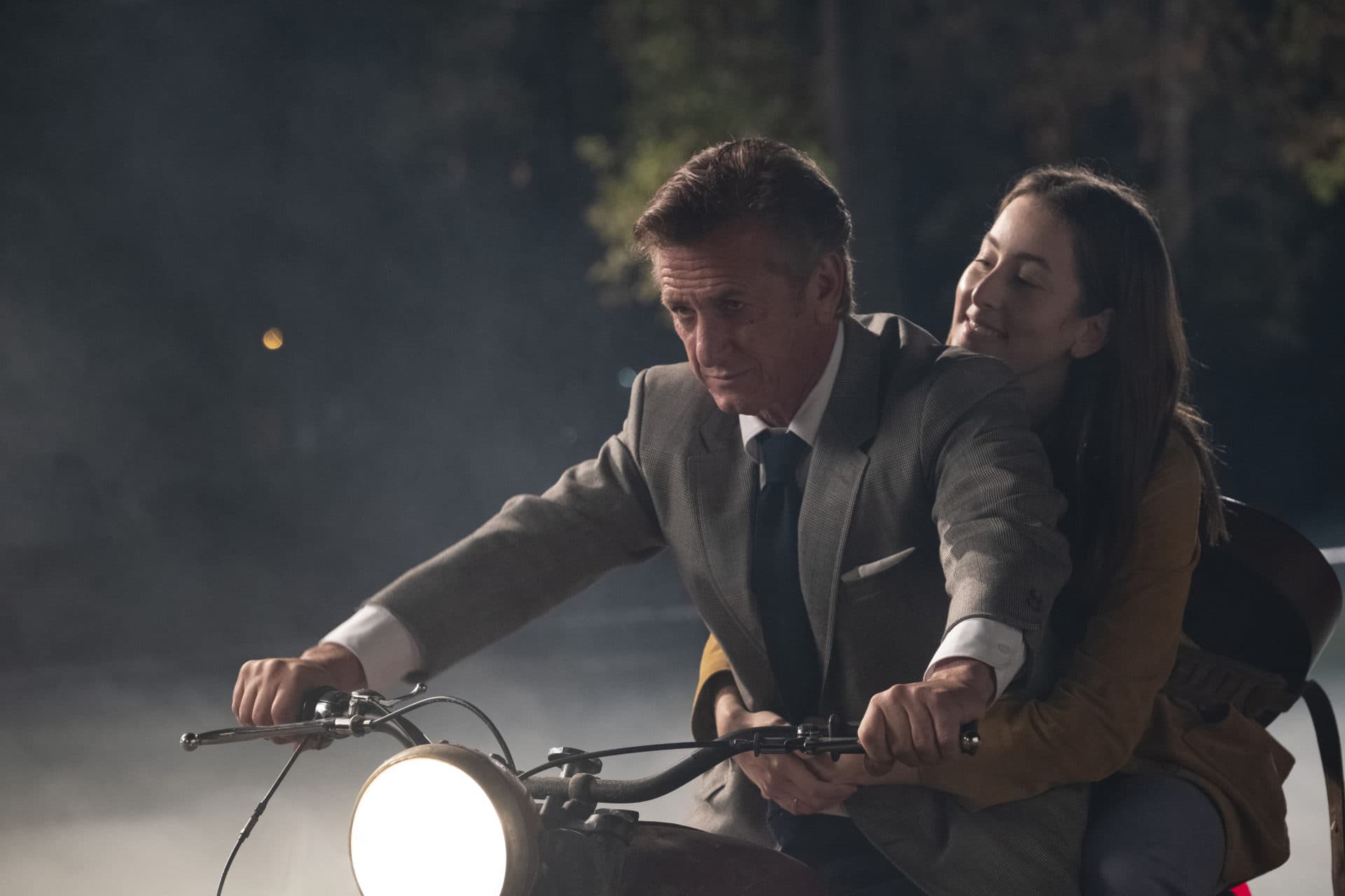 Sean Penn and Alana Haim in "Licorice Pizza." (Courtesy Melinda Sue Gordon/Metro-Goldwyn-Mayer Pictures Inc.)