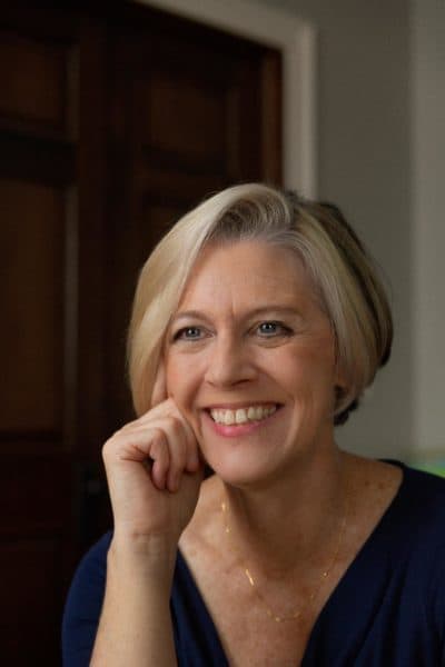 Theresa Brown (Heather Kresge)